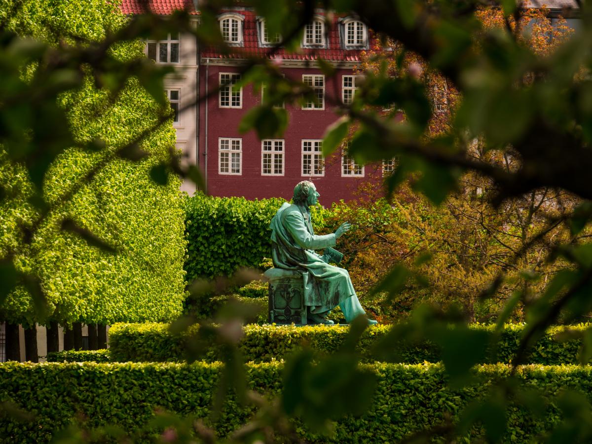 Hans Christian Andersen statue