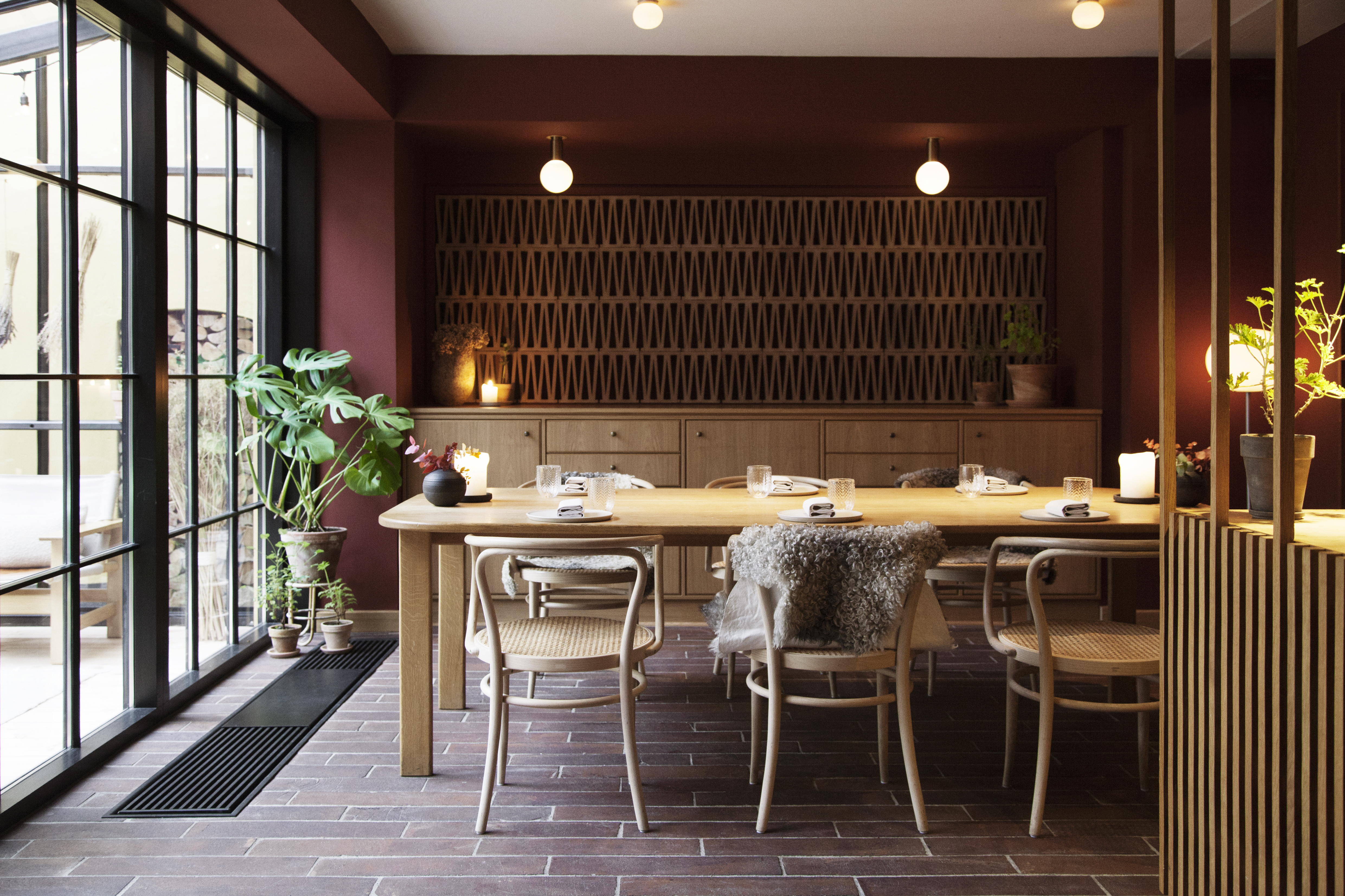 Kadeau interior design