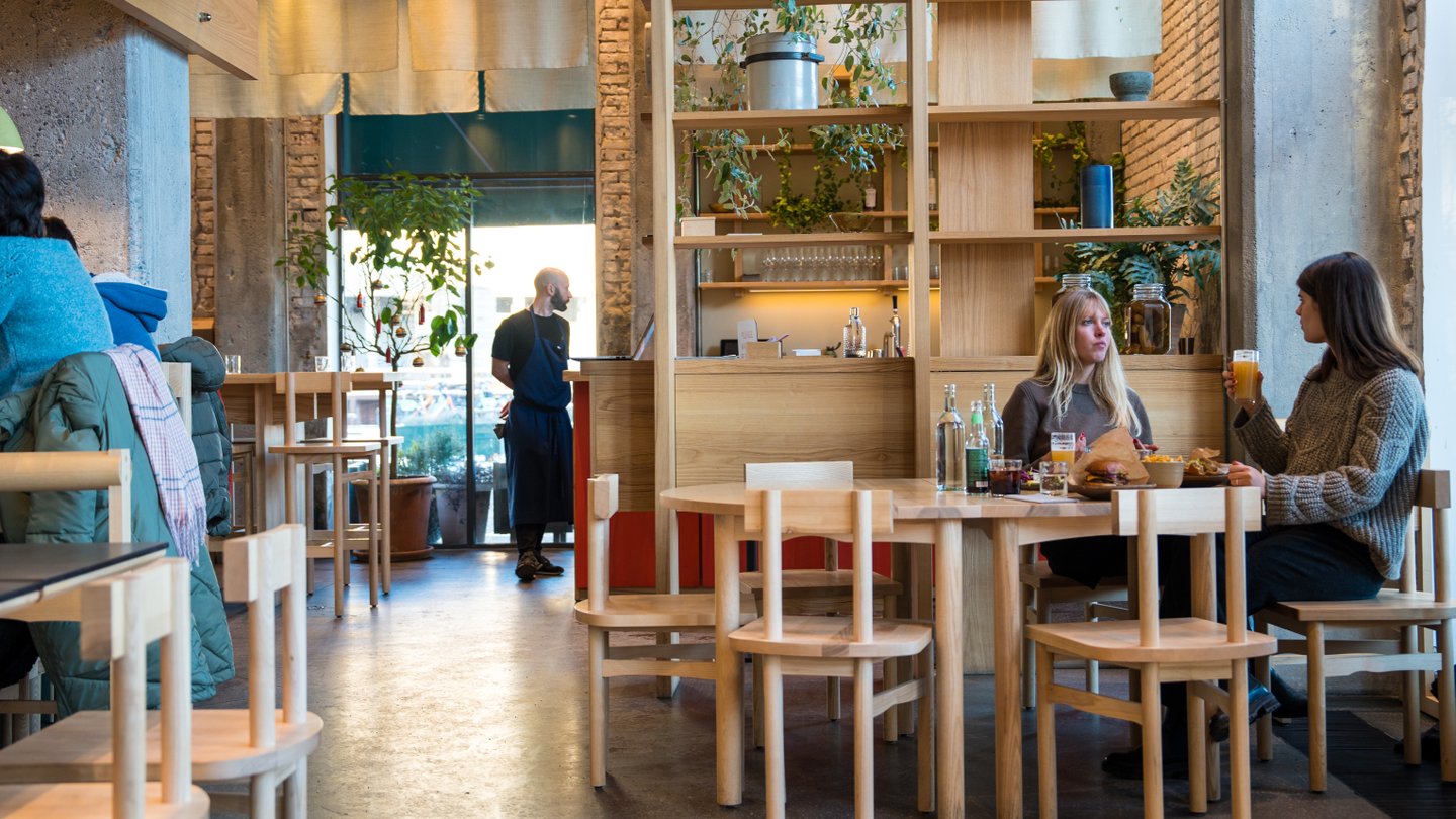 Eat by the water - Popl in Copenhagen