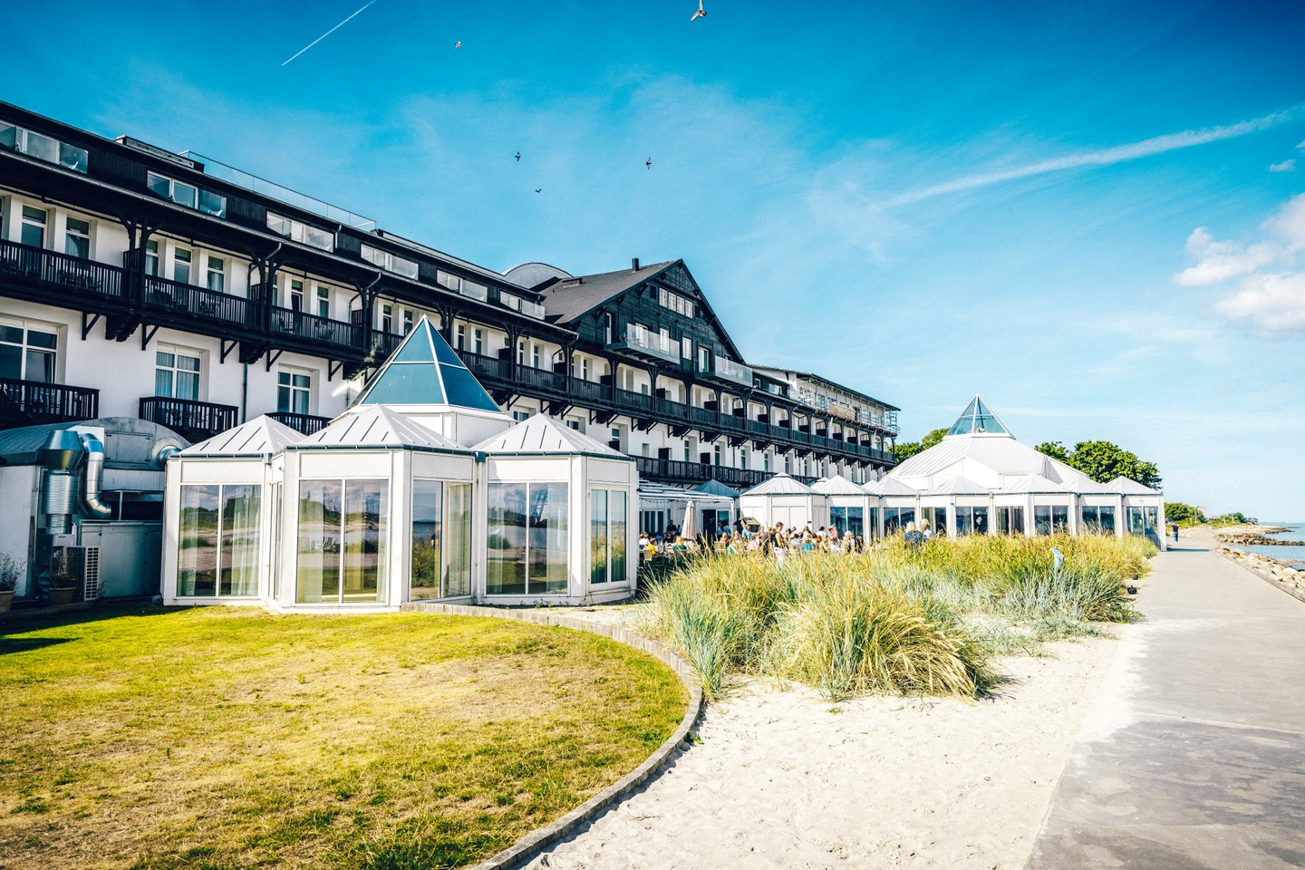 Stay by the water - Beach Hotel Marienlyst in Elsinore