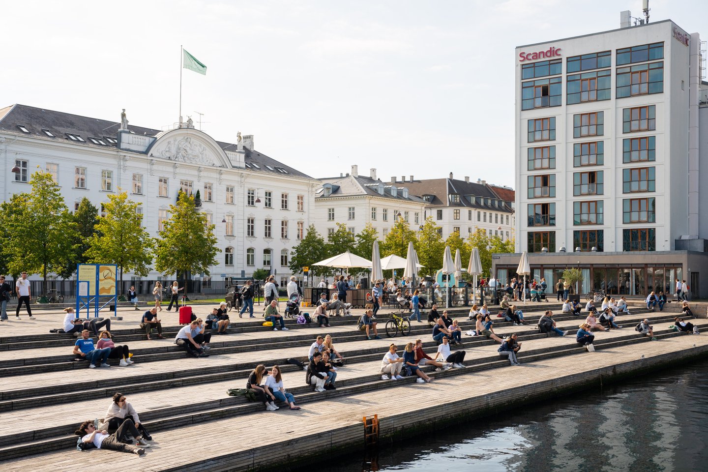 Lounge in the sun - Copenhagen harbour life