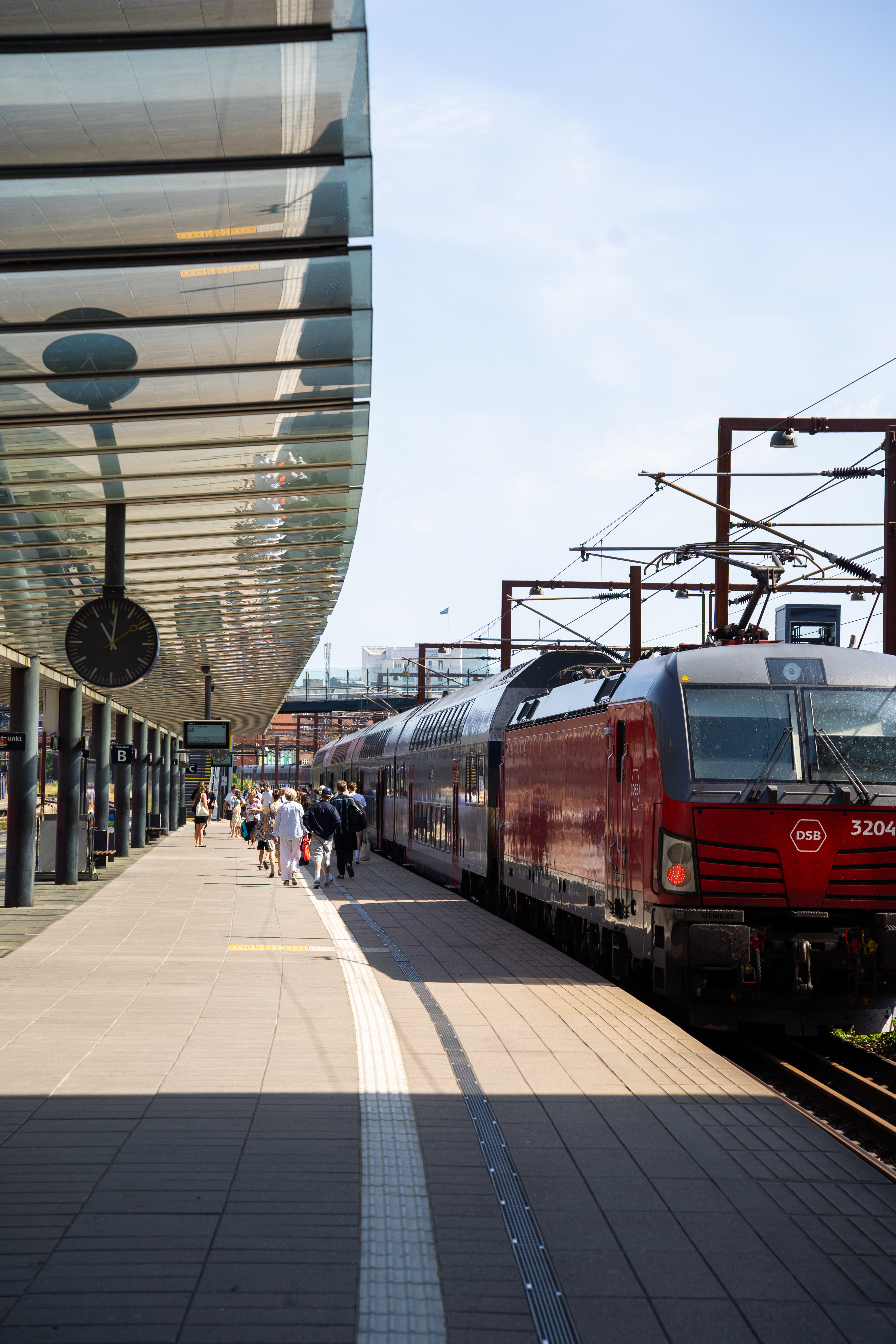 Tog på station