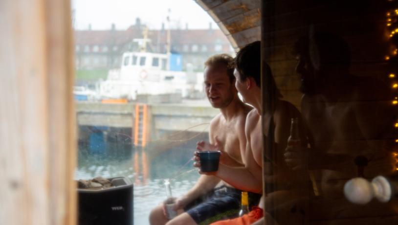Saunas and hot tubs by the water - La Banchina