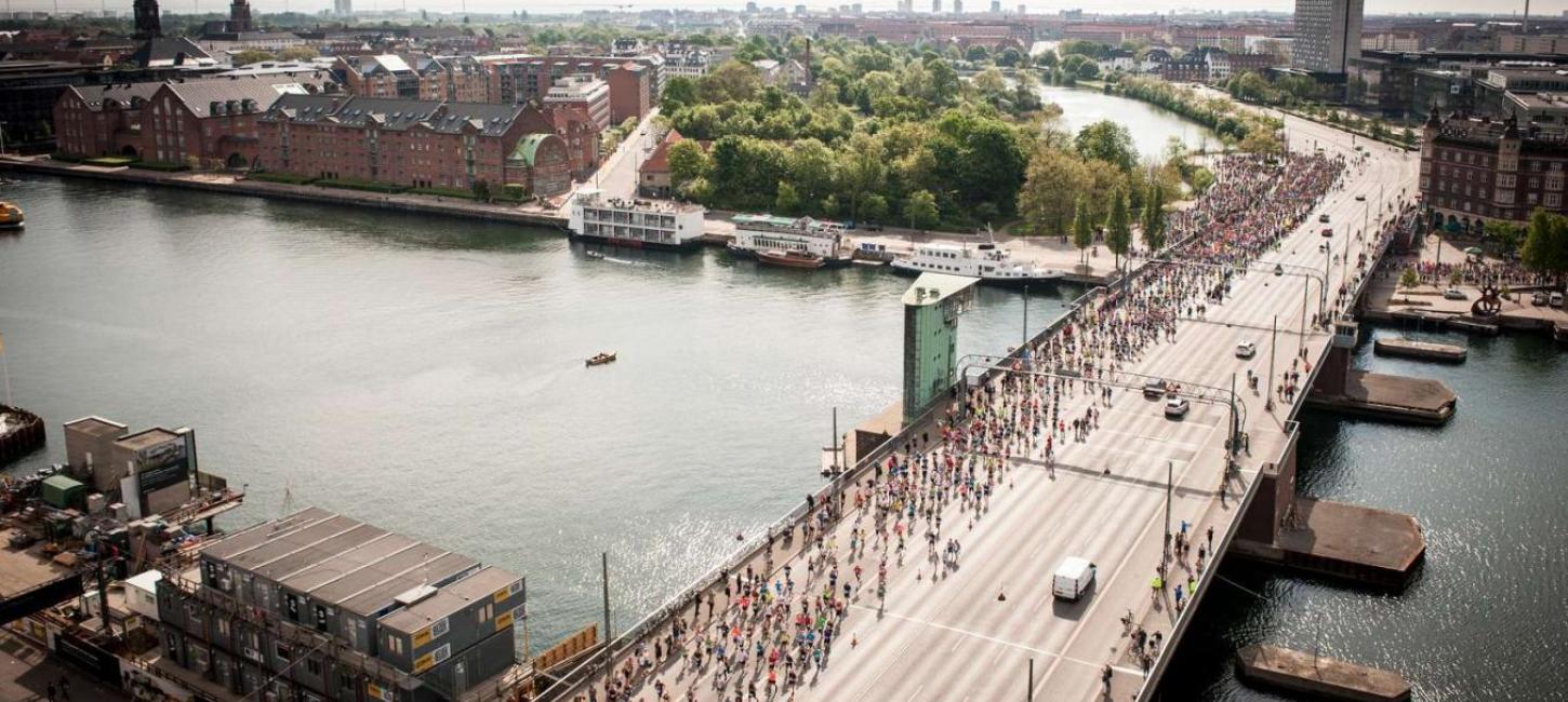 Langebro - Bridge in Copenhagen with marathon runners