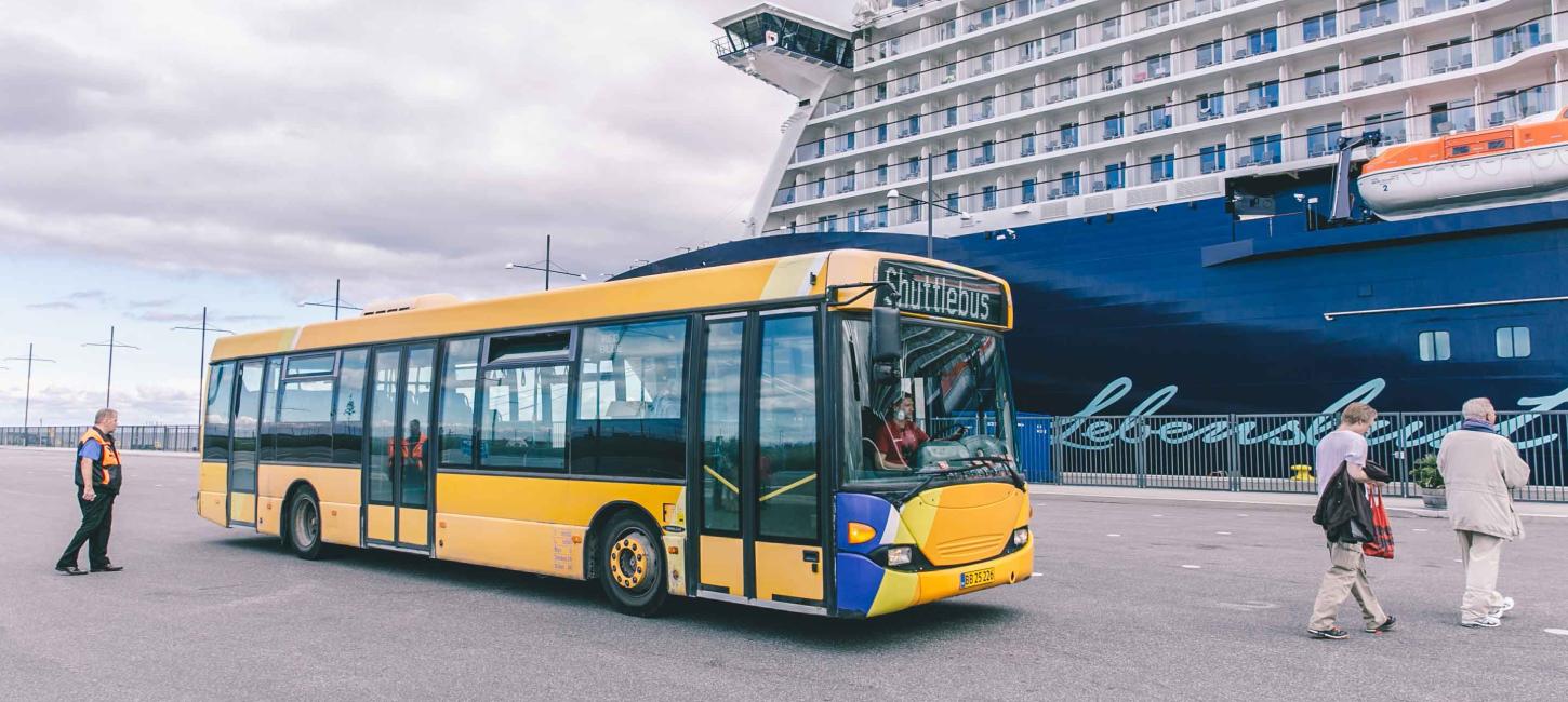 Shuttle bus at Ocean Quay
