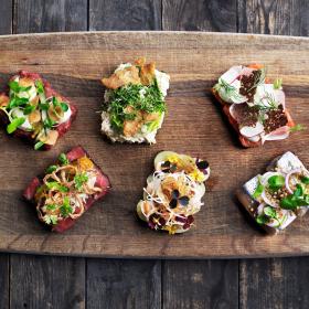 Aamanns-Deli-&-Take-Away-Smørrebrød.jpg