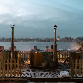 Saunas and hot tubs by the water - CopenHot